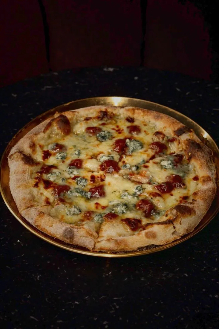 Pizza de masa madre